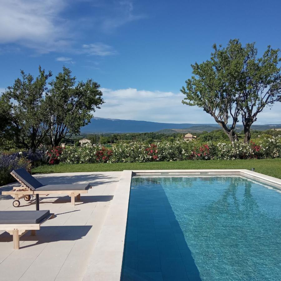 Le Cottage Du Chat Blanc Saint Didier (Vaucluse) Exterior foto