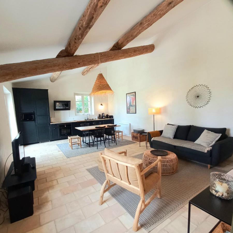 Le Cottage Du Chat Blanc Saint Didier (Vaucluse) Exterior foto