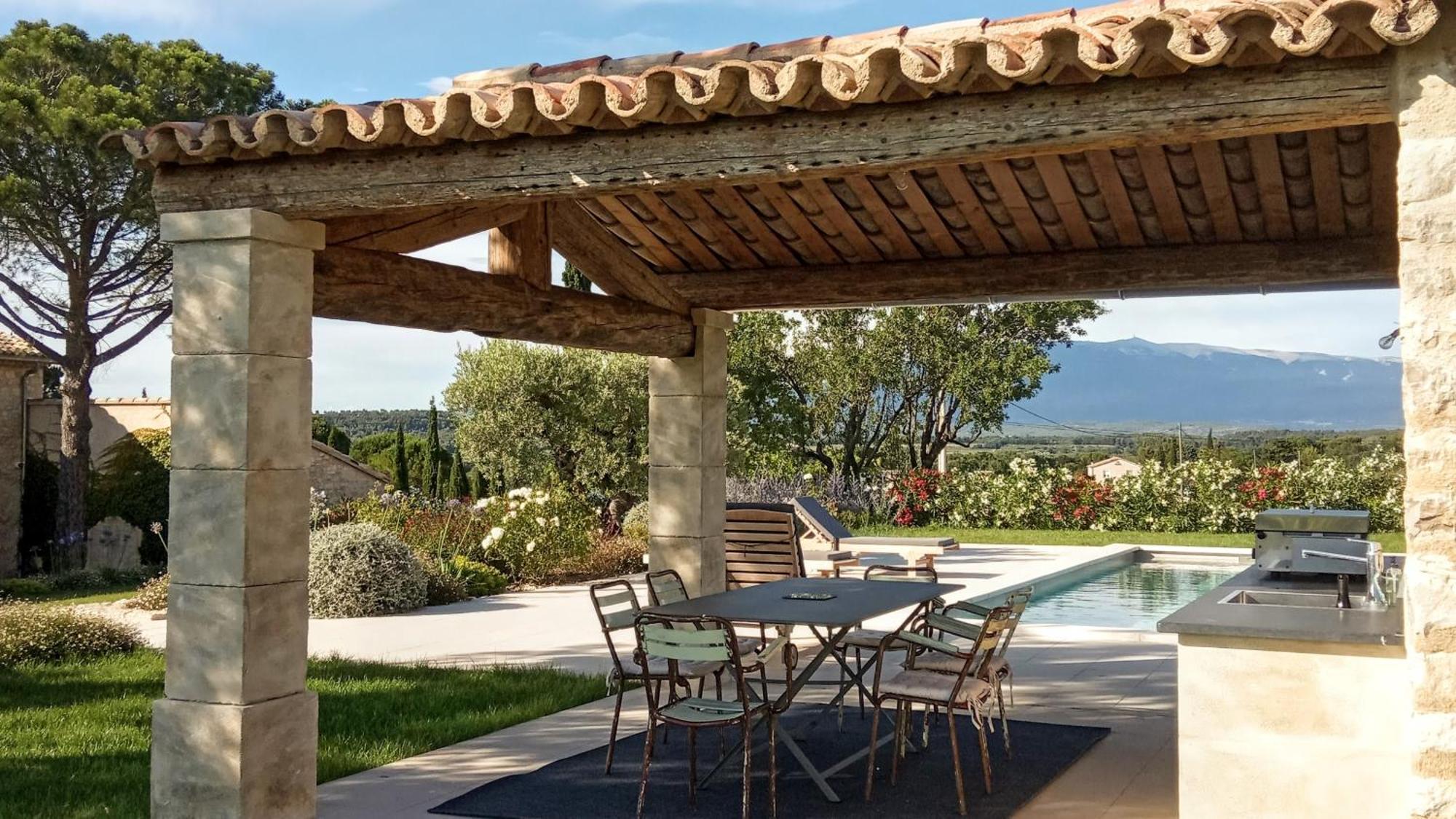 Le Cottage Du Chat Blanc Saint Didier (Vaucluse) Exterior foto